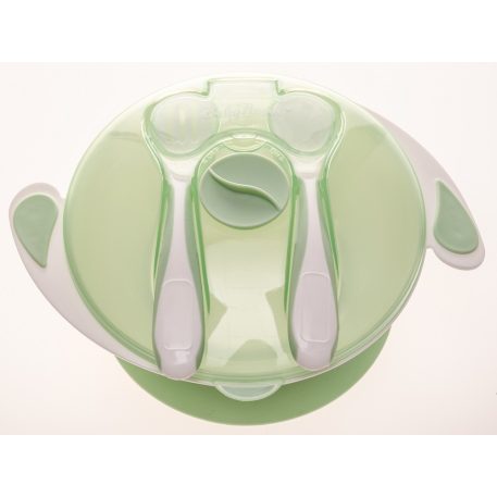 Tapadókorongos tányér tetővel és evőeszközzel