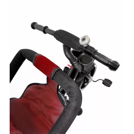 MK H-Trike Hurricane tricikli 360 fokban forgatható üléssel piros-fekete színben