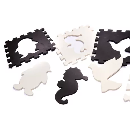 25db-os habszivacs puzzle szőnyeg fekete-fehér színben