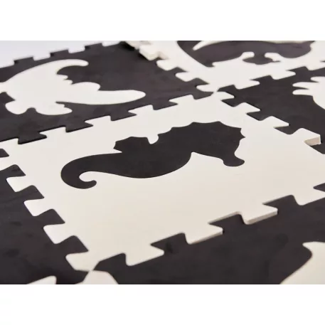 25db-os habszivacs puzzle szőnyeg fekete-fehér színben